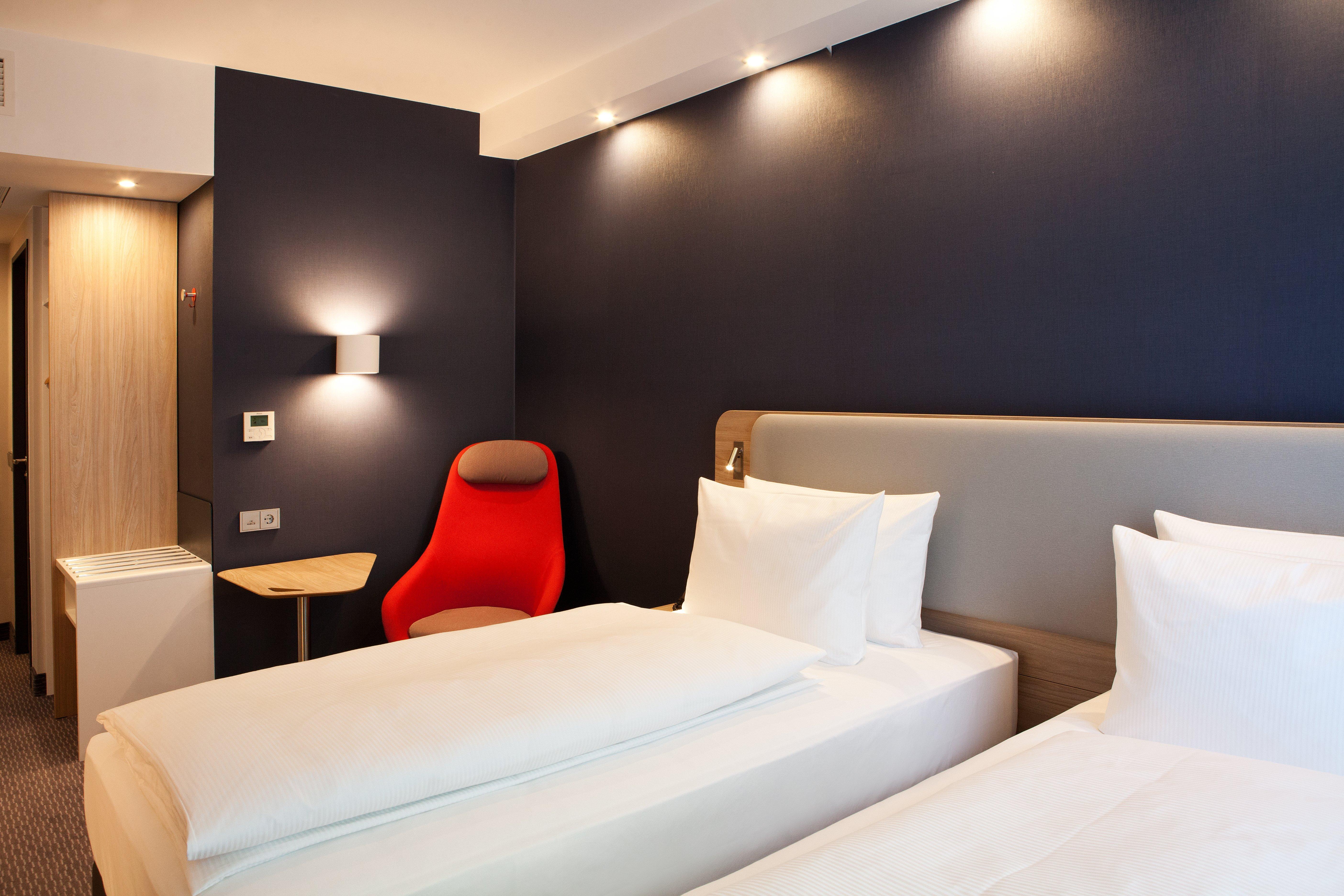 Holiday Inn Express - Реклингхаузен Экстерьер фото