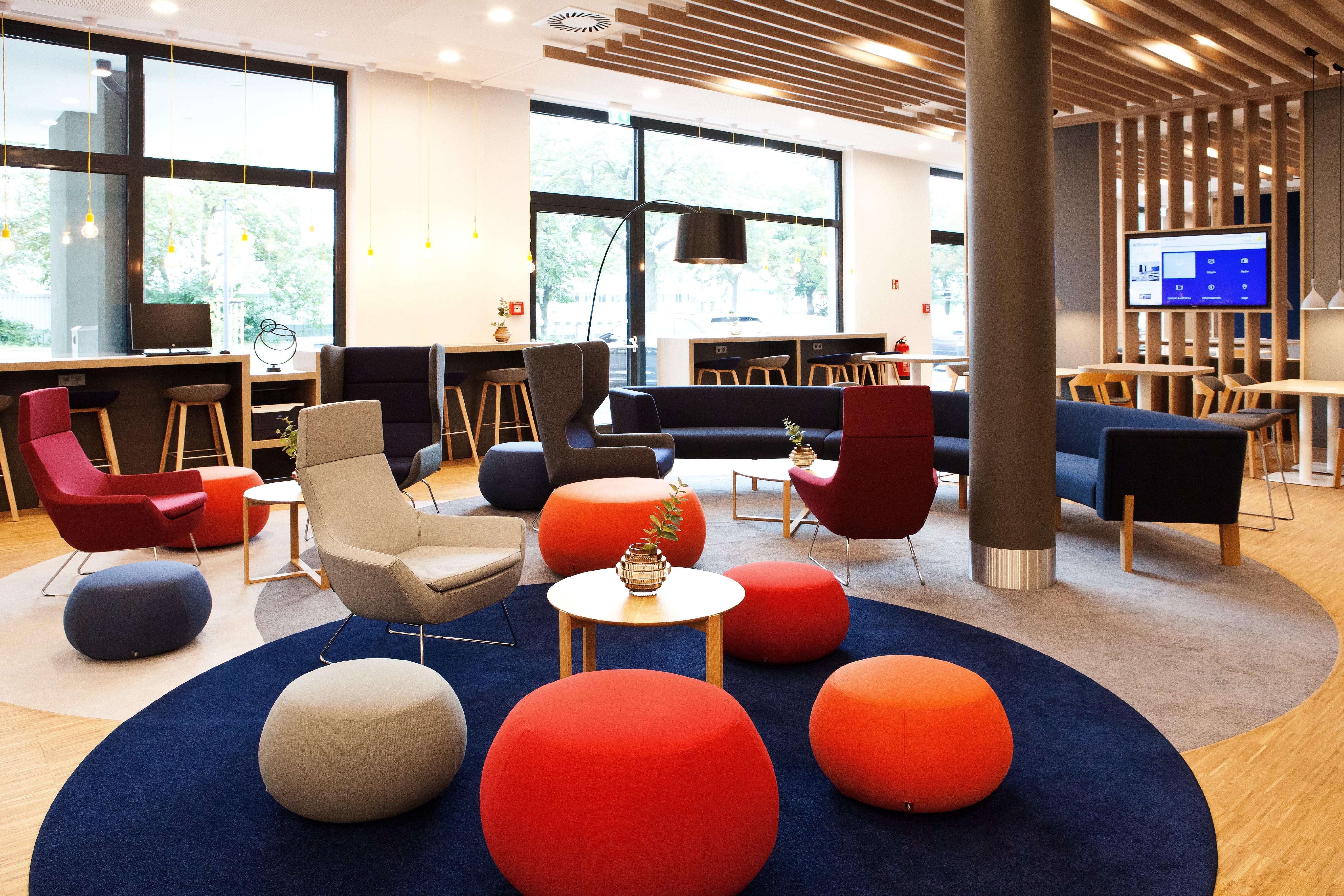 Holiday Inn Express - Реклингхаузен Экстерьер фото
